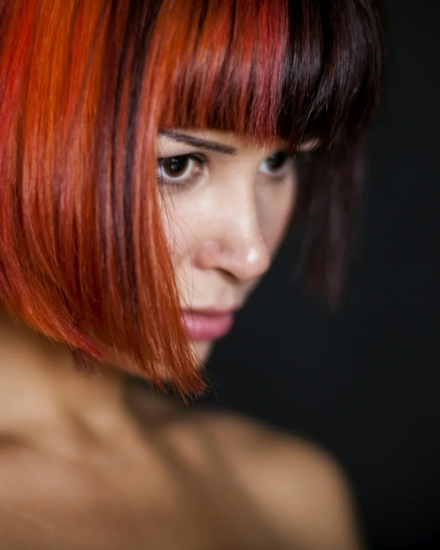 Carré flou couleur cuivre, réalisé au salon