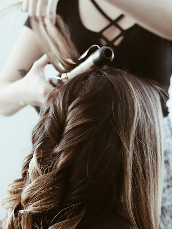Brushing wavy sur cheveux châtains