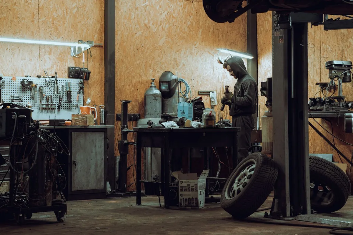 L'atelier et son établi